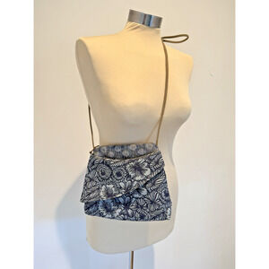 MARUCA SPARROW Mehndi Graphic Jacquard Crossbody Bag Blue Gray Boulder Colorado